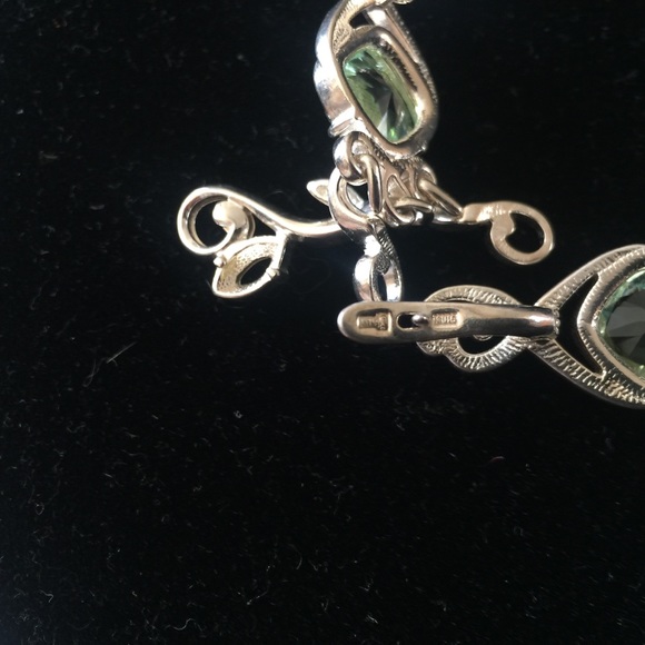 Sterling silver chandelier green stone earrings - Picture 5 of 6